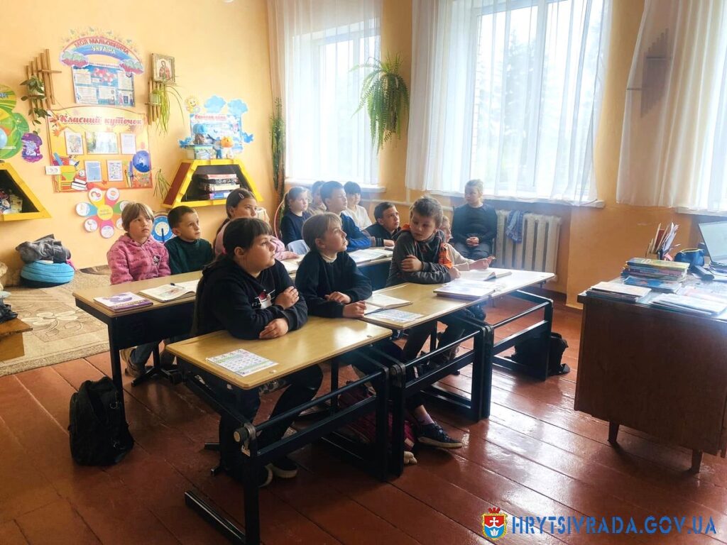 Великошкарівська початкова школа